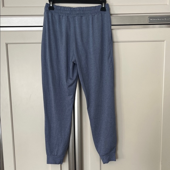 Vuori Women's Performance Joggers in Azure Heather - Picture 9 of 13